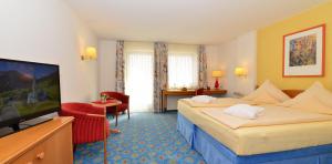 ifa-alpenrose-hotel-doppelzimmer-komfort-blick-kleinwalsertal