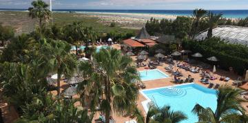 	Imagen aérea de todas las piscinas del IFA Altamarena Hotel	