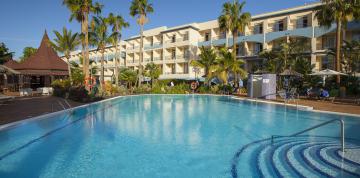 	Large pool and main building at the IFA Altamarena Hotel	