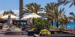 vista-faro-hamacas-lopesan-costa-meloneras-resort-spa-gran-canaria