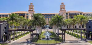 patio-principal-lopesan-costa-meloneras-resort-spa-gran-canaria