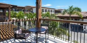 terrasse-adults-only-corner-junior-suite-tropical-zimmer-lopesan-costa-bavaro-resort-spa-casino	