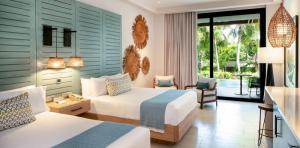 habitacion-junior-suite-swim-up-versión-queen-lopesan-costa-bavaro-resort-spa-casino-punta-cana