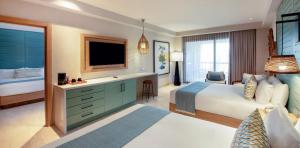 adults-only-junior-suite-two-bedroom-zimmer-lopesan-costa-bavaro-resort-spa-casino