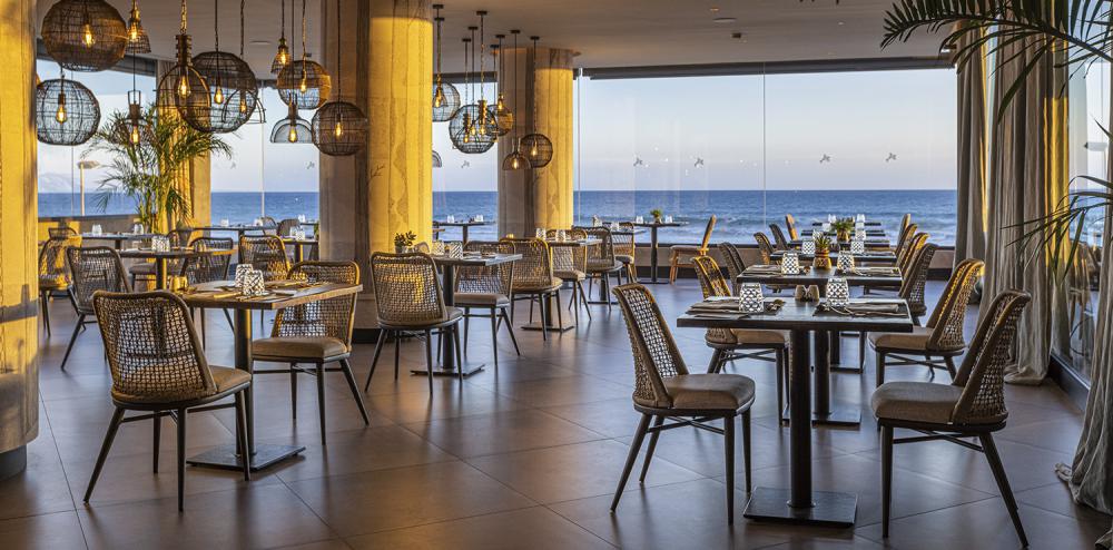 ocean-buffet-terraza-interior-hotel-faro-a-lopesan-collection-hotel-gran-canaria