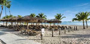 sea-view-sunbeds-location-lopesan-costa-bavaro-resort-spa-casino-punta-cana