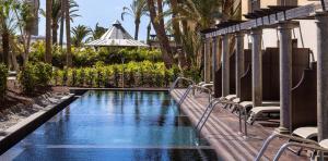 piscinas-terraza-habitacion-unique-premium-private-pool-lopesan-costa-meloneras-resort-spa-gran-canaria