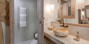 bathroom-room-tropical-garden-eden-beach-a-lopesan-collection-hotel-khao-lak-thailand	