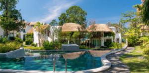 aussenzimmer-grand-deluxe-lagoon-pool-access-eden-beach-a-lopesan-collection-hotel-khao-lak-thailand	
