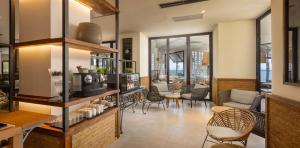gesamtansicht-unique-vip-lounge-corallium-dunamar-by-lopesan-hotels-playa-del-ingles-gran-canaria        	