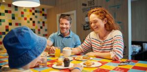 familia-bar-24-7-abora-catarina-by-lopesan-hotels-playa-del-ingles-gran-canaria	