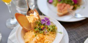 huevo-desayuno-unique-lopesan-costa-meloneras-resort-spa-gran-canaria	