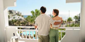 parchen-terrasse-zimmer-corallium-beach by-lopesan-hotels-san-agustín-gran-canaria	