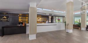 gessamtansicth-lobby-recepcion-kumara-serenoa-by-lopesan-hotels-maspalomas-gran-canaria	